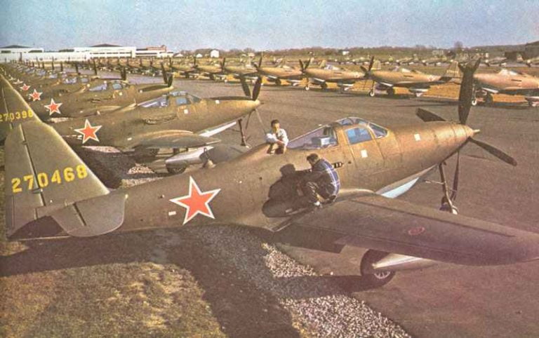 A fábrica da Bell em Buffalo entregou mais de 2.000 P-63 Kingcobra para a Rússia, onde resistiram bem ao ambiente hostil