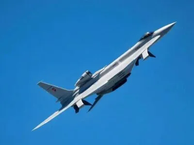 Forças Aéreas: A História da Aviação Militar e seu Impacto nas Guerras